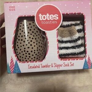 Insulated Tumbler and slipper socks set